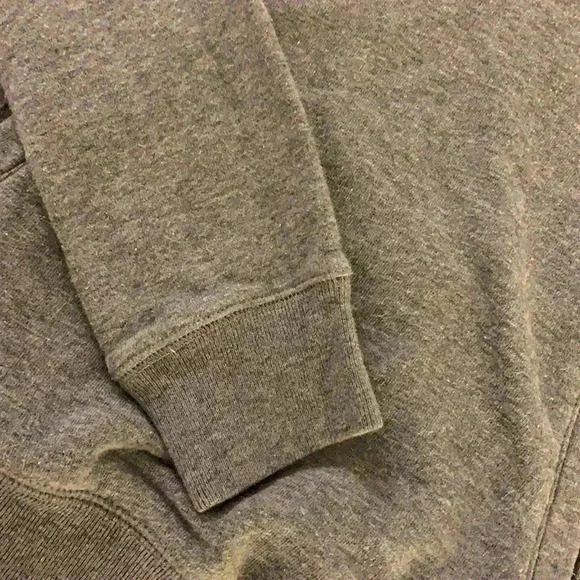 Nike - Picture 2 of 4